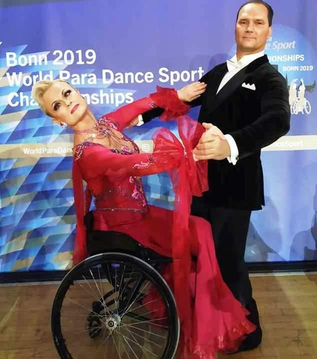 Чемпіонат світу з паралімпійських спортивних танців серед спортсменів з ураженням опорно-рухового апарату. фото