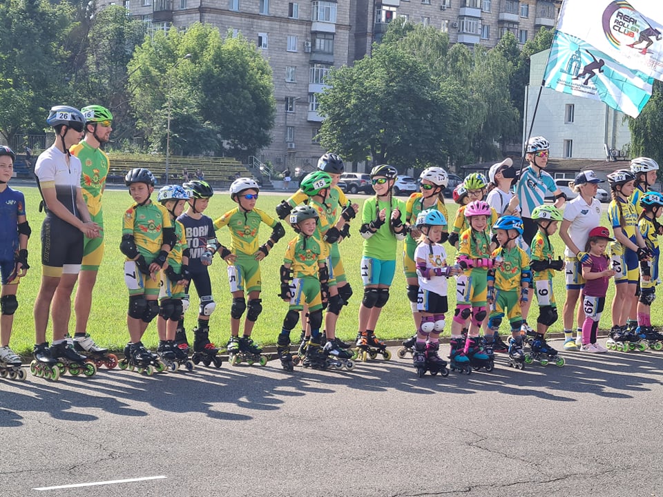 Чемпіонат України зі швидкісного бігу на роликових ковзанах, Київ. фото