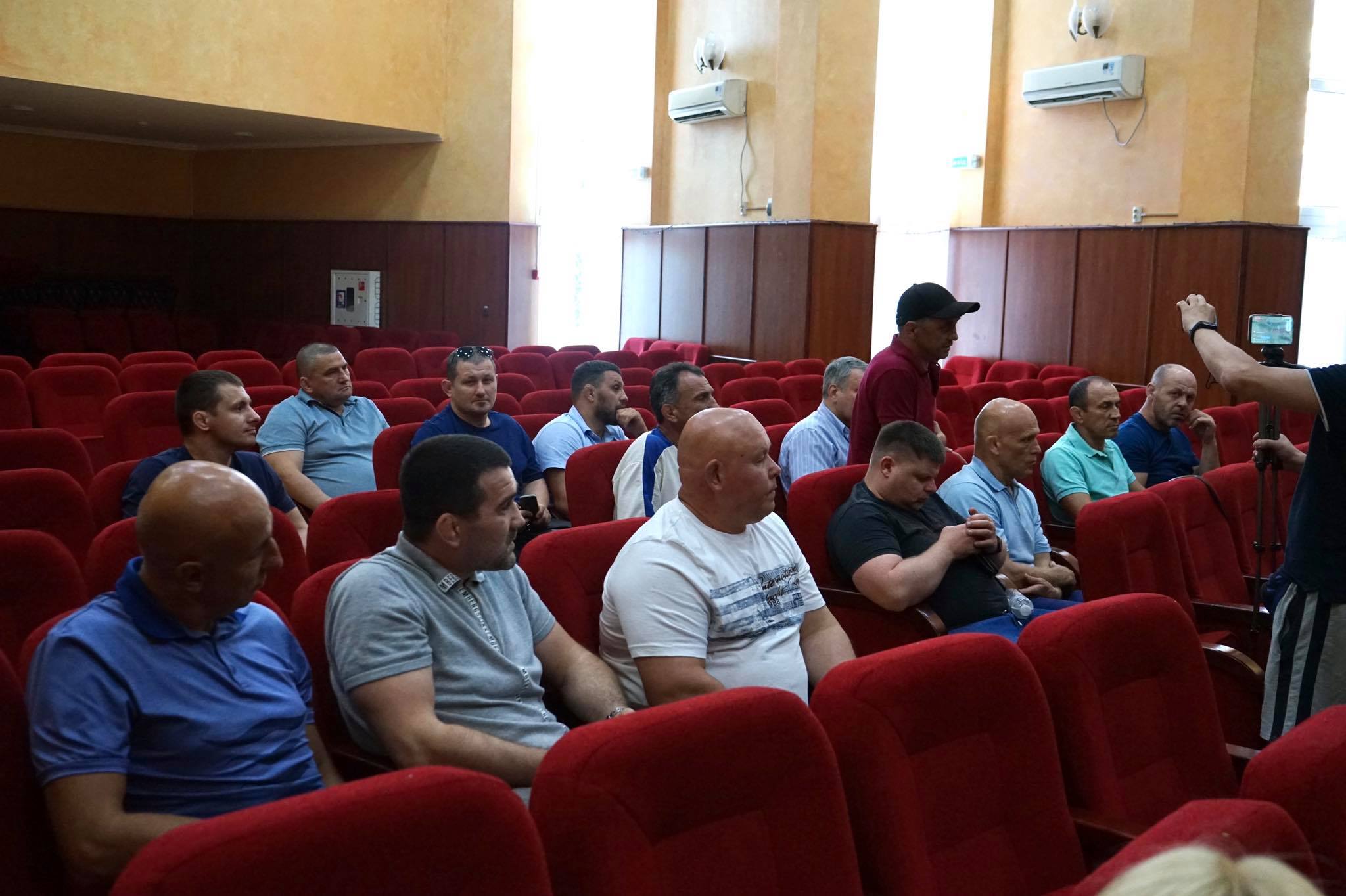 засідання Асоціації вільної боротьби України. фото