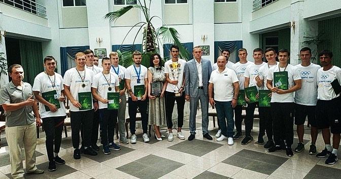 7) ХХ чемпіонат України з футболу серед команд закладів вищої освіти. фото