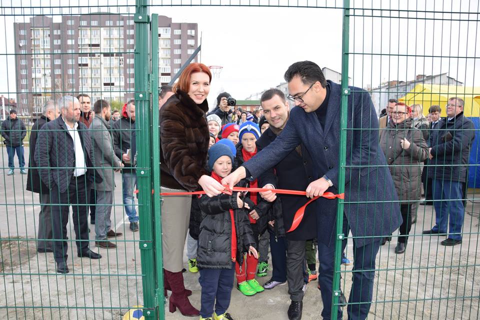 Відкриття футбольного поля в Крюківщині