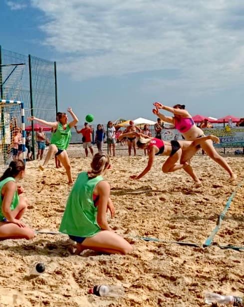 7) Чемпіонат України  з пляжного гандболу серед чоловіків та жінок. фото