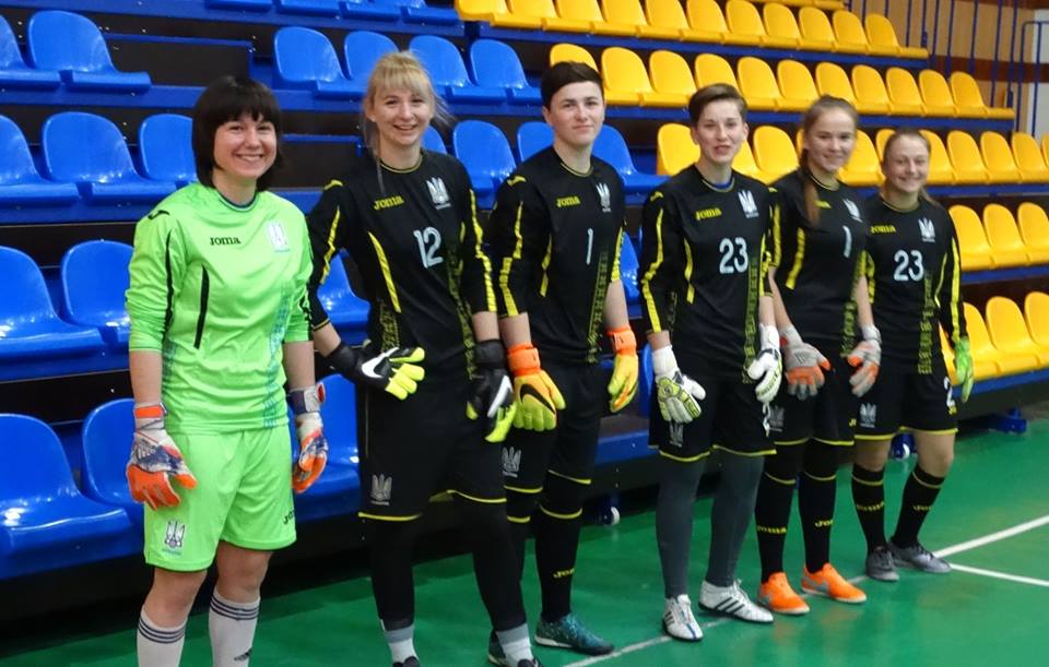 Воротарі жіночих збірних з футболу проведуть збір у Славутичі