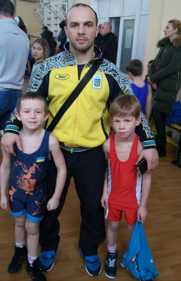 Чемпіонат ДЮСШ \"Богатир" з вільної боротьби. Фото