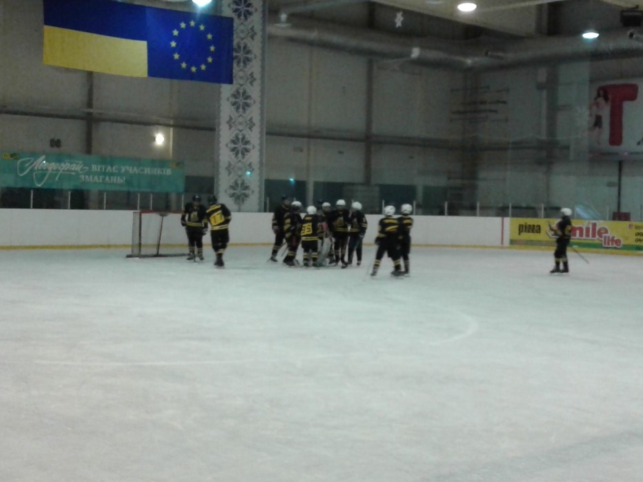 Матчі Міжрегіональної дитячої хокейної ліги України. Фото Матчі Міжрегіональної дитячої хокейної ліги України. Фото