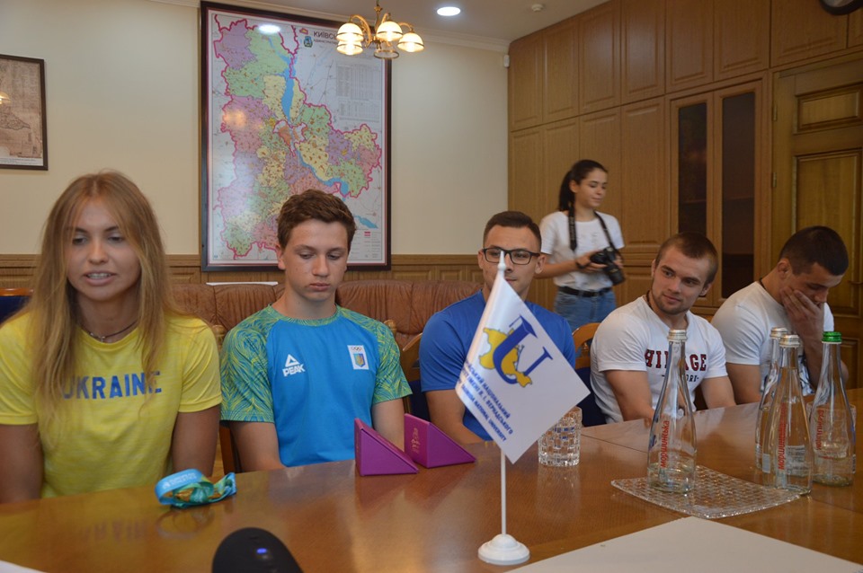 Зустріч Михайла Бно-Айріяна зі спортсменами Київщини. Фото