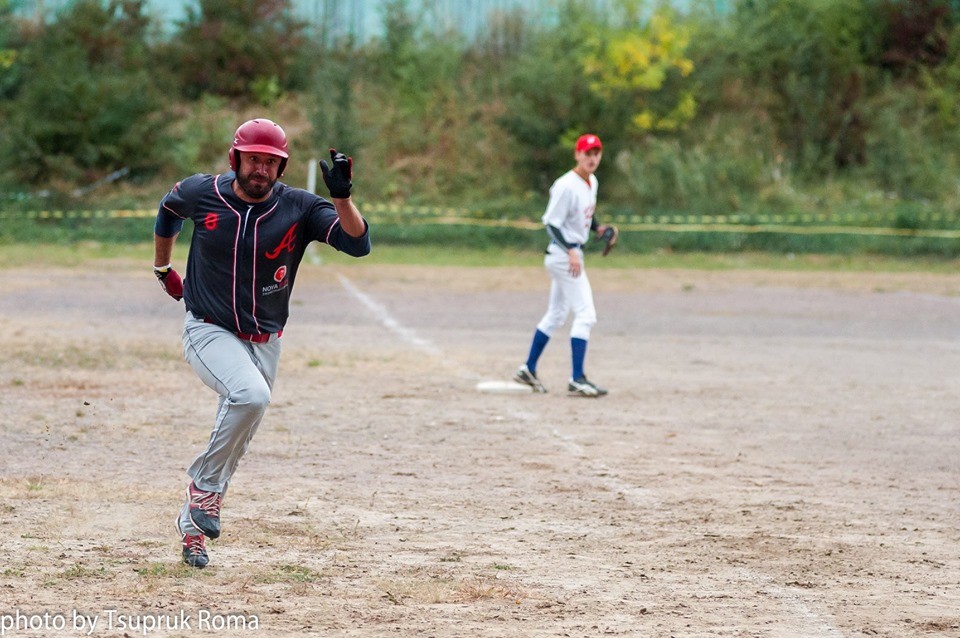 Західний Вогонь - Атма, 6 тур чемпіонату України з бейсболу. Фото