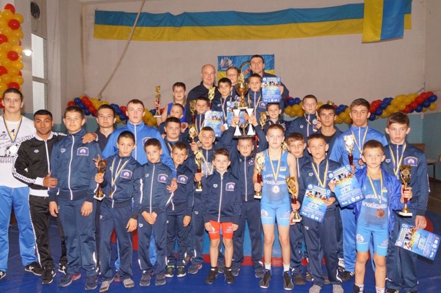 Кубок Крюківщини з греко-римської боротьби. Фото