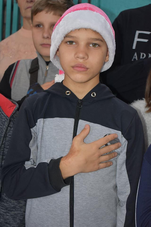 Відкриття футбольного поля в Бишеві. Фото