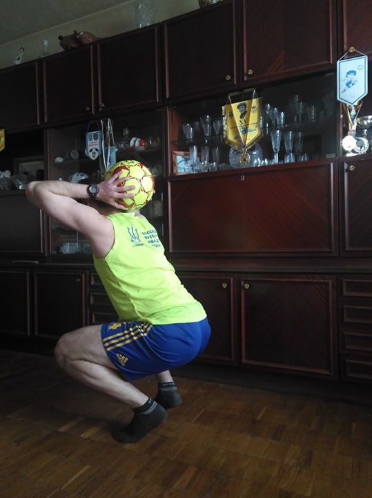 Спорт вдома від Дмитра Сабурова. Фото