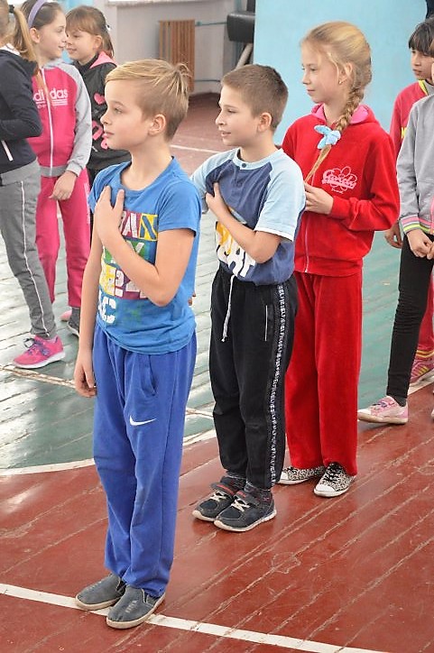 Узинська гімназія. Фото