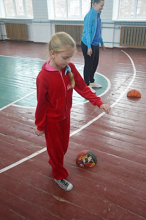 Узинська гімназія. Фото