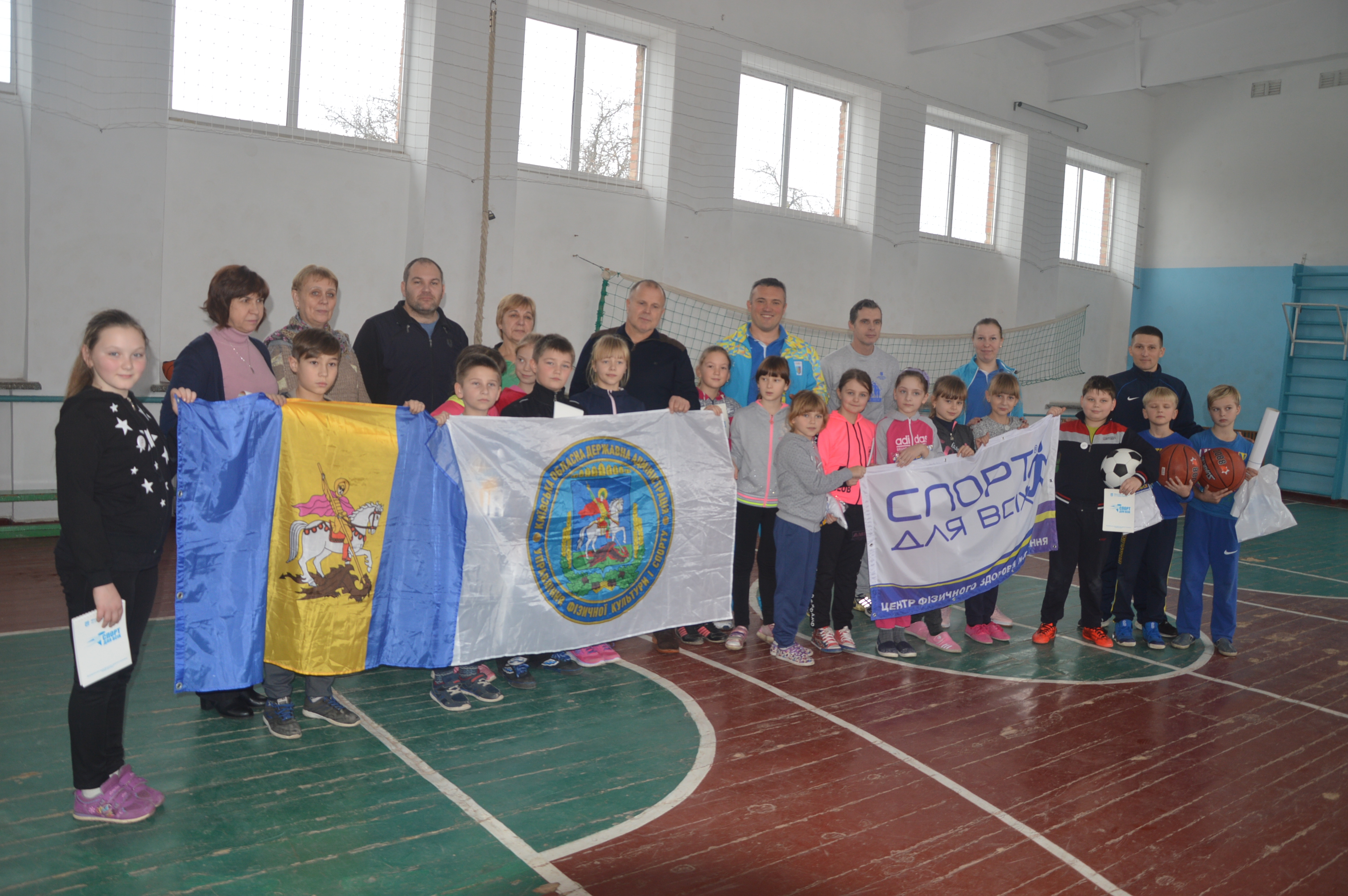 Узинська гімназія. Фото