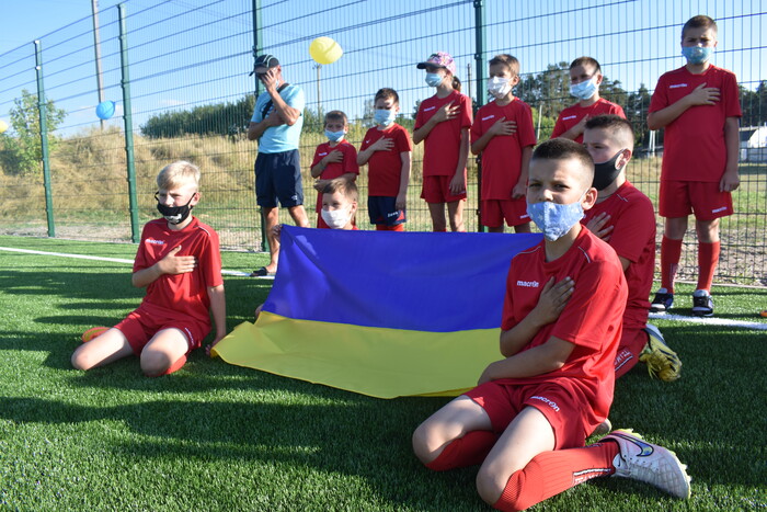 Відкриття міні-футбольного поля та воркаут-майданчика на Бориспільщині. Фото