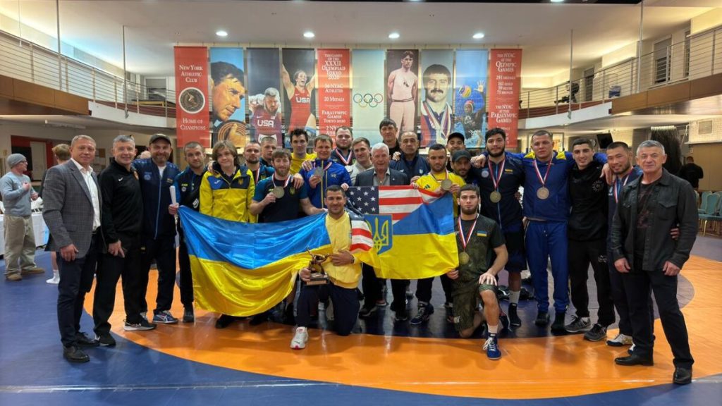 Меморіал Білла Фаррела: борці Київщини везуть з Нью-Йорку дві нагороди